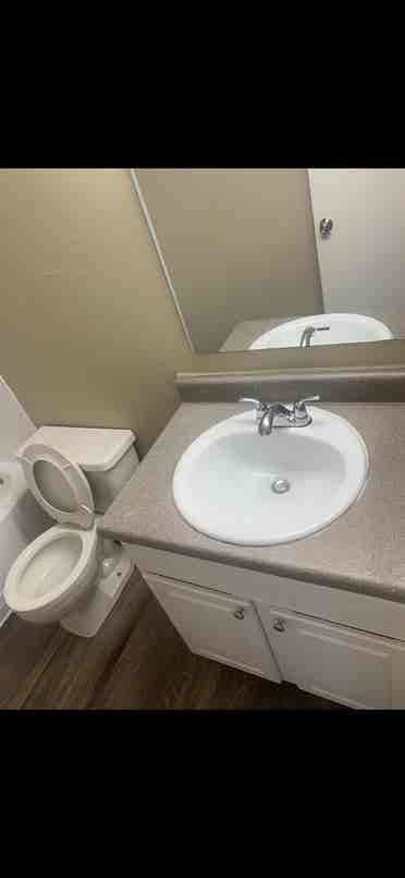 Someone to take over lease!!