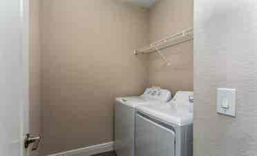 Private room in clean quite home
