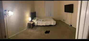Room for rent in the center of LA