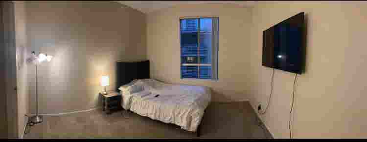 Room for rent in the center of LA