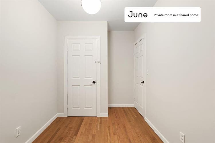 2 BR in New York City