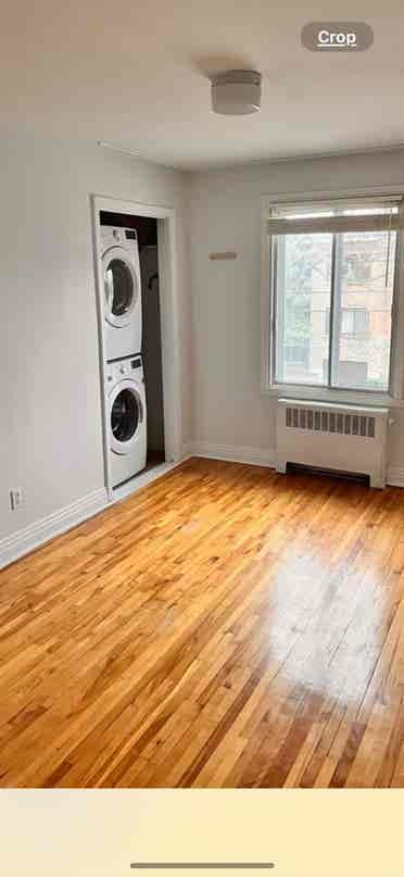 Room for rent in upper duplex