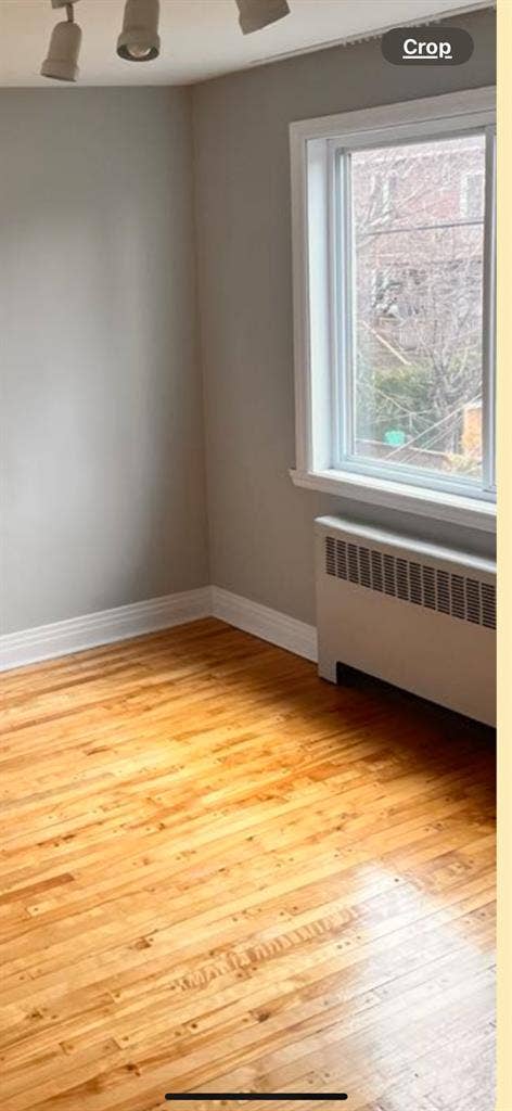 Room for rent in upper duplex