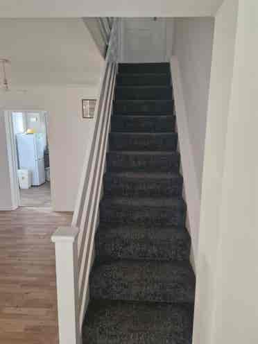 5 rooms to rent in Woking