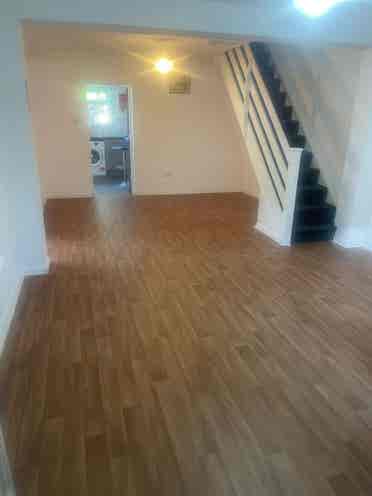 5 rooms to rent in Woking