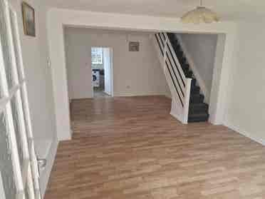 5 rooms to rent in Woking