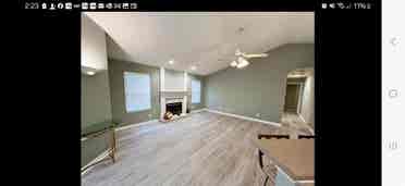 Looking for  female roommates i