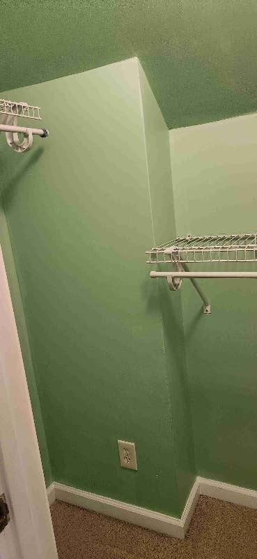 FEMALE ROOMMATE WANTED!