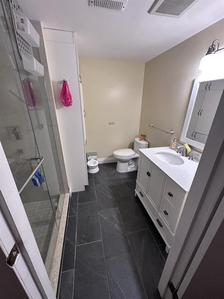 Beautiful Renovated bath.