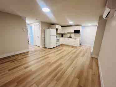 Pet friendly apartment for rentt