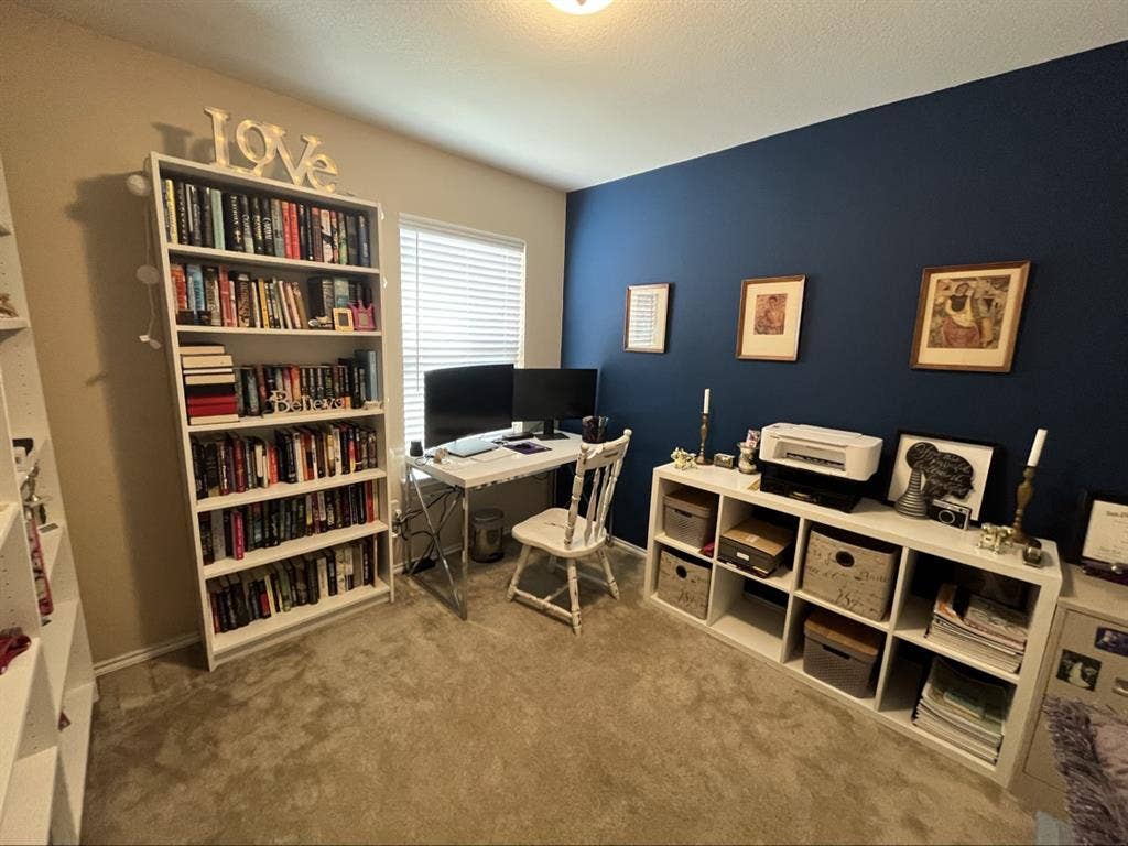 Private room for rent!