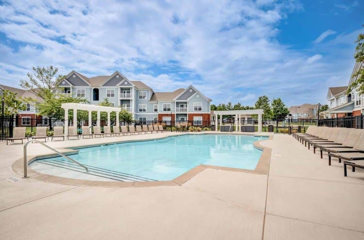 3 Bedroom / 3 Bath Lease Transfer