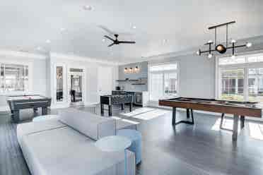 3 Bedroom / 3 Bath Lease Transfer