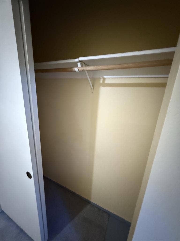 Clean Room for Rent In A Home.