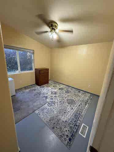 Clean Room for Rent In A Home.