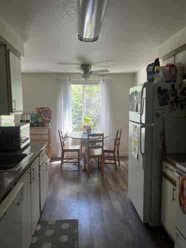 Room for rent in Newberg!