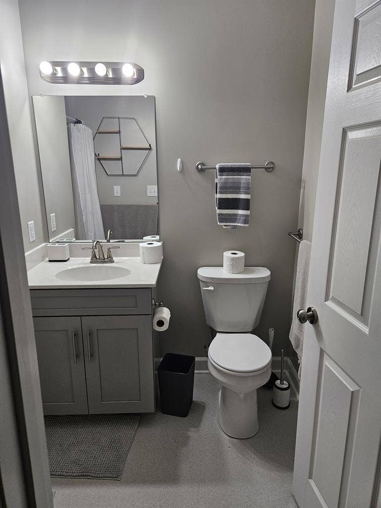 Private room in a nice neighborhood