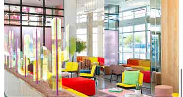 Room in Hub on Speedway!!!