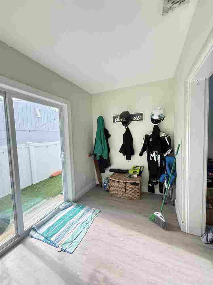 Downtown Clearwater Bedroom avail!