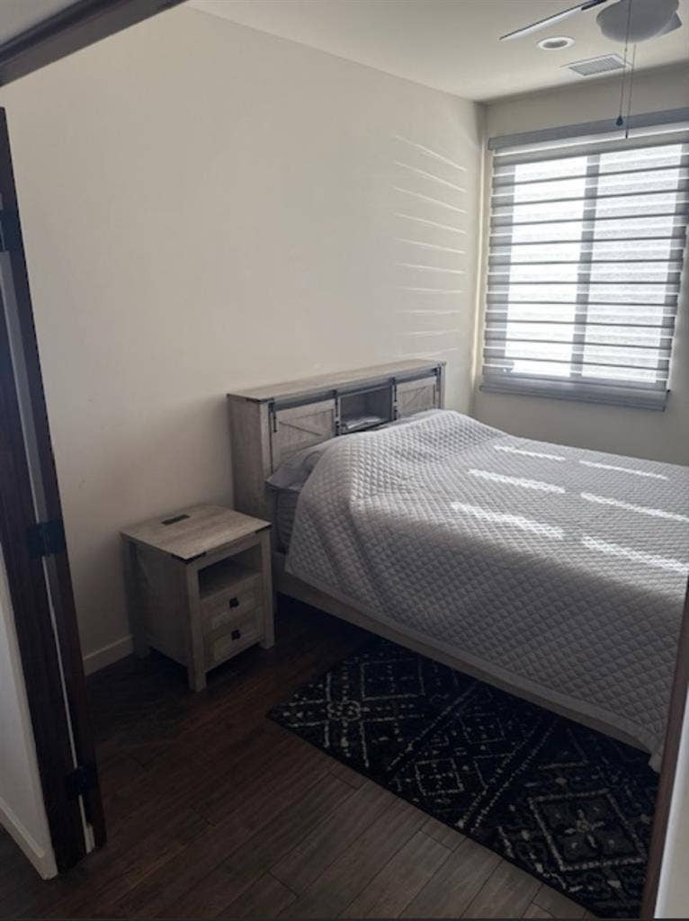ROOM TO RENT IN QUEIT
NEIGHBORHOOD