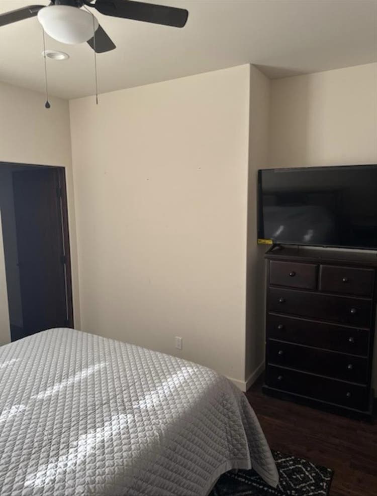 ROOM TO RENT IN QUEIT
 NEIGHBORHOOD