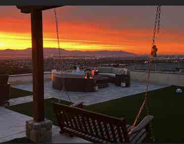 ROOM TO RENT IN QUEIT
 NEIGHBORHOOD