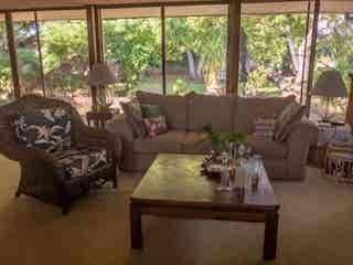 Breezy rm in 4 bdrm share for