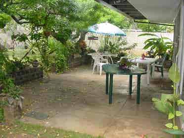 Breezy rm in 4 bdrm share for