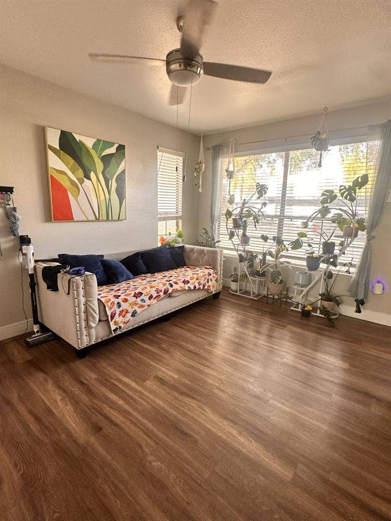Private room and bathroom
