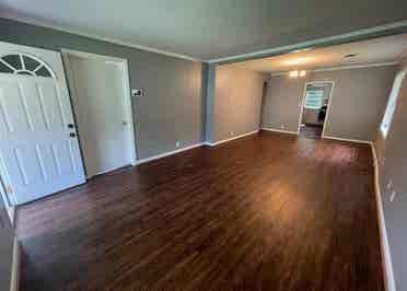 2 Bedroom Home in crestline Garden