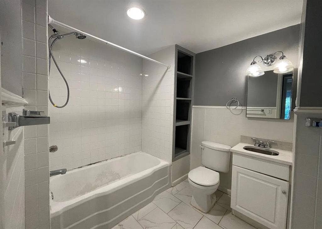 2 Bedroom Home in crestline Garden