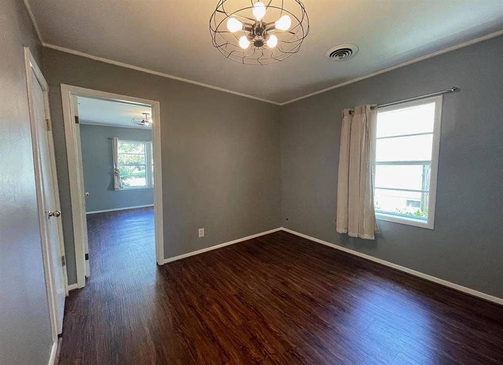 2 Bedroom Home in crestline Garden