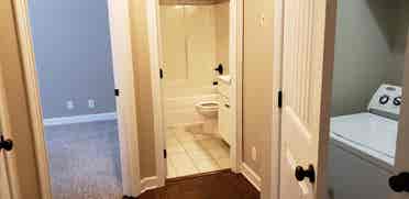 Clean Room in a safe neighborhood