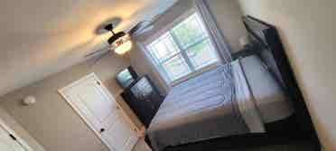 Clean Room in a safe neighborhood