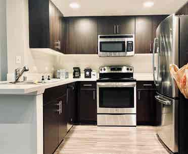 Seeking Female Roomie Shared Room