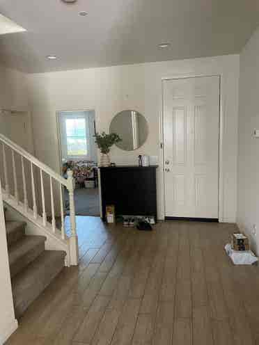 Master Bedroom w Private Bath