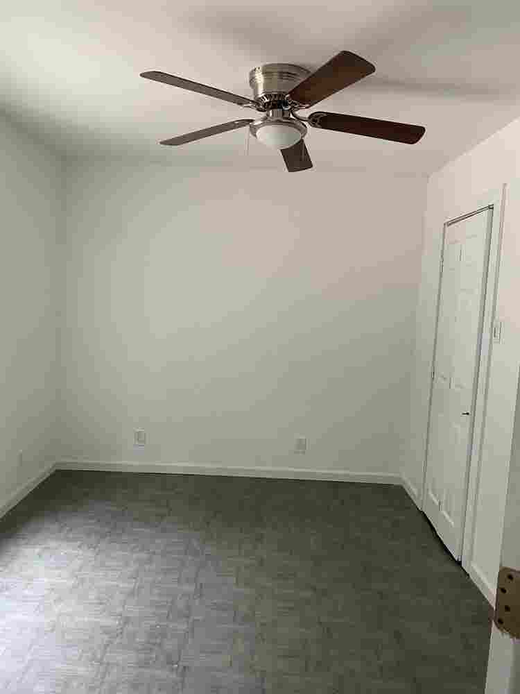 Rooms for rent