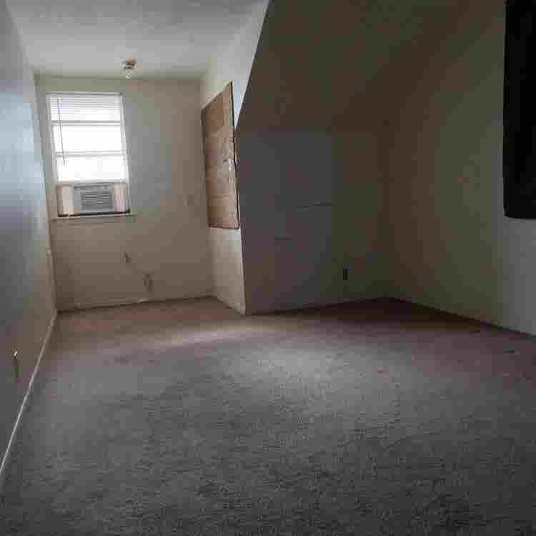 Peaceful House-Respectful Roommates