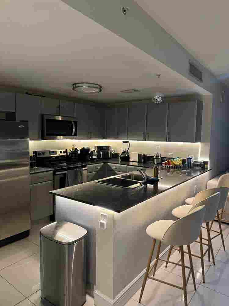 Miami River Aparment