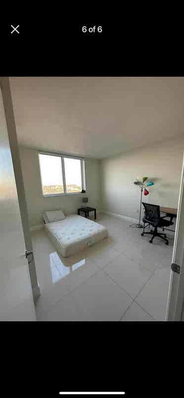 Miami River Aparment