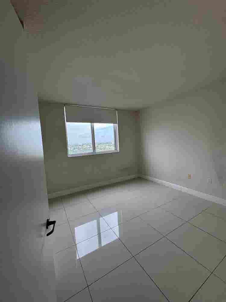 Miami River Aparment