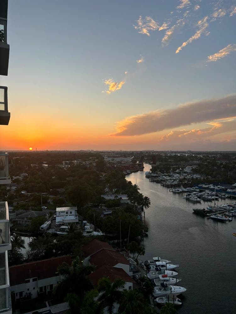 Miami River Aparment