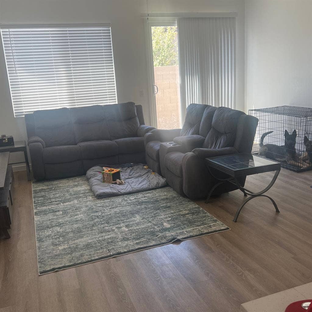 Room for rent and minimal shared br