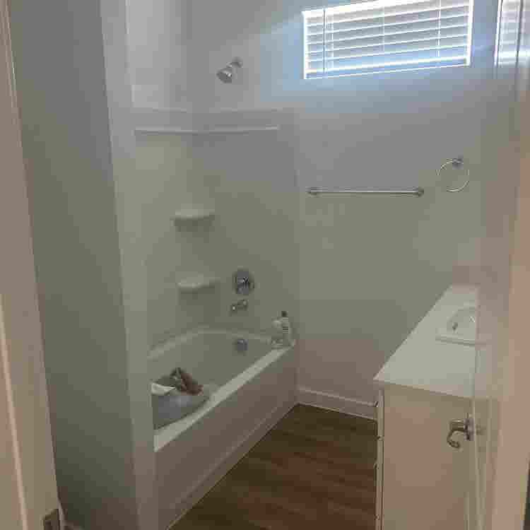 Room for rent and minimal shared br