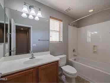 Female roommate needed!