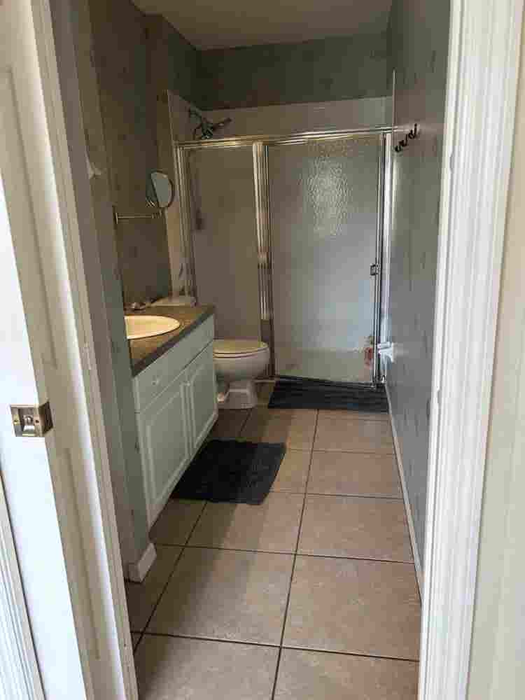 Safe, comfy, nice, clean, quiet.