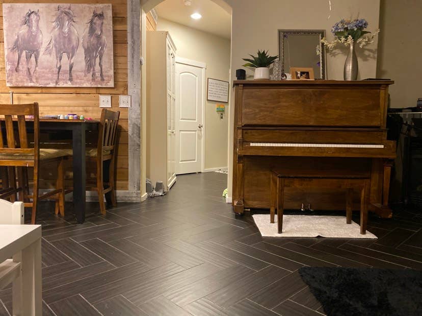 Massive room in a clean family Home
