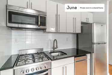 2 BR in New York City