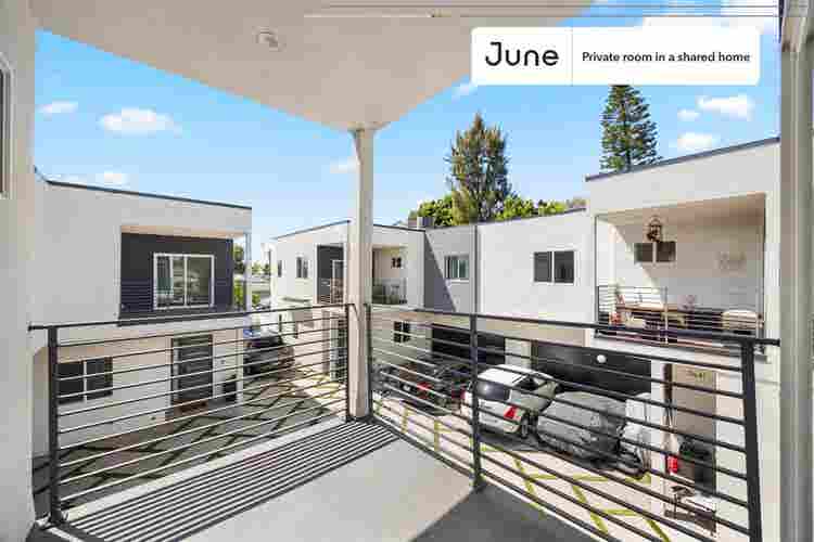 4 BR in Los Angeles