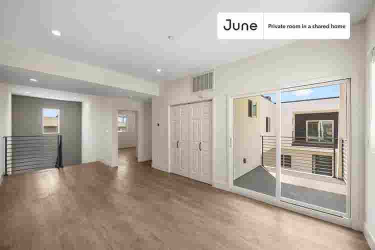 4 BR in Los Angeles